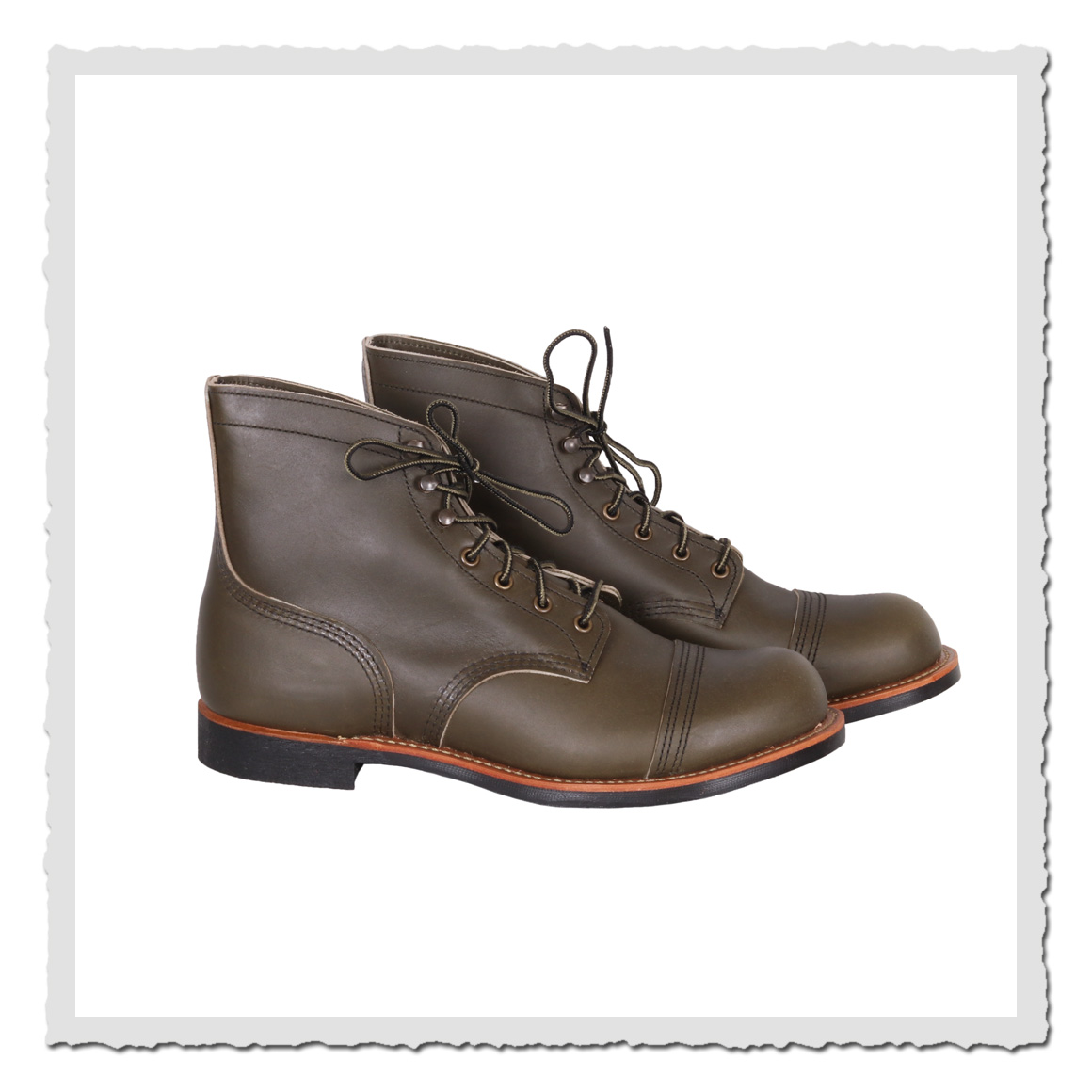 Red Wing Iron Ranger 8078 alpine portage – olivgrüne Herren-Boots mit Cap Toe und Vibram®-Sohle